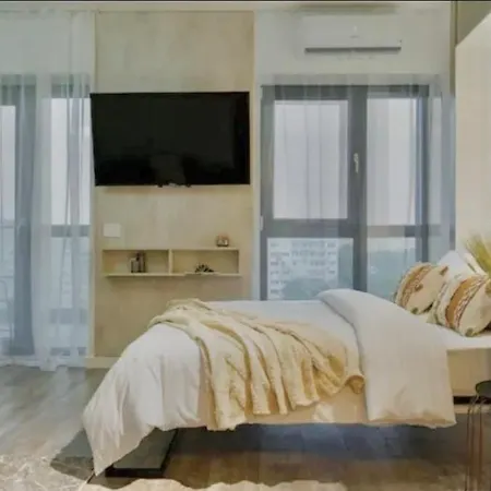 Parcului - Stunning Near The Center Apartment *